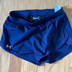 Under Armour Women's Navy Athletic Shorts small